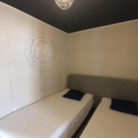 Maison Pittoresque 3 Chambres+ 7 Couchages + Patio *