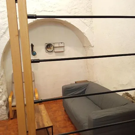 Casa de Férias Maison Pittoresque 3 Chambres+ 7 Couchages + Patio *